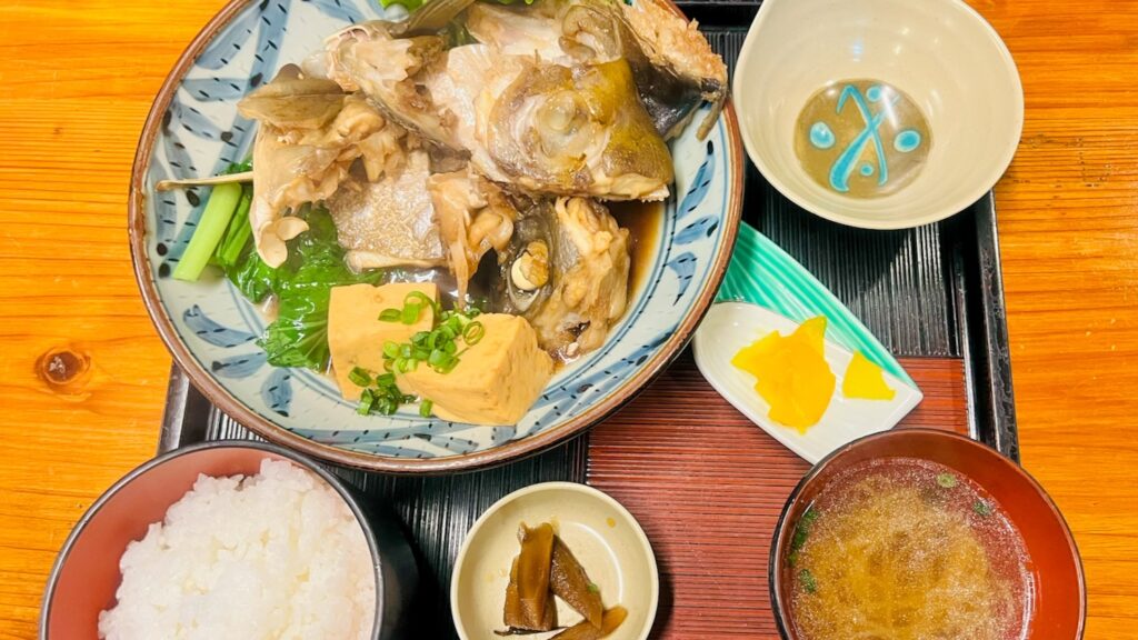 「ぬちぐすい」の煮付け定食